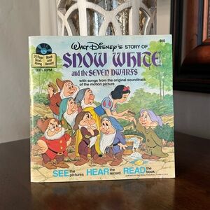 1977 Vintage Disneyland Snow White and the Seven Dwarfs Book & Record